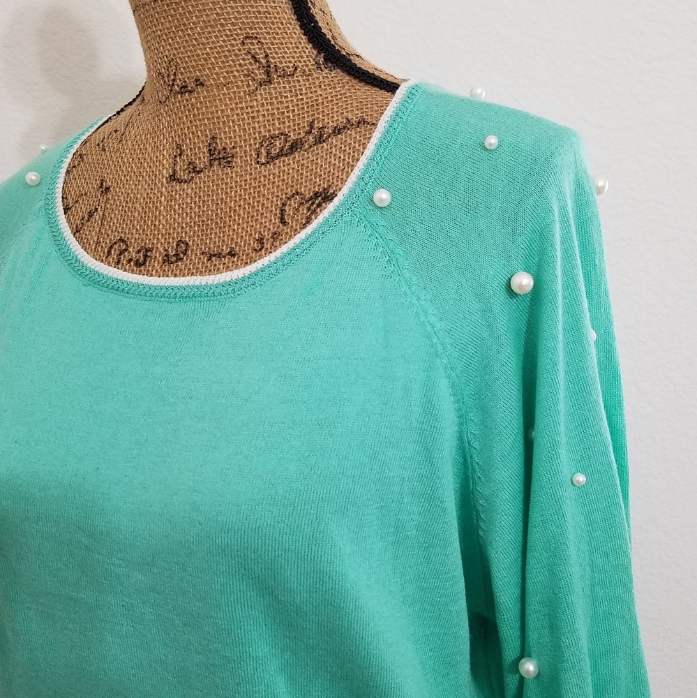 Mint green lightweight sweater pearl accents S-M-Lrg. Office Church - Picture 2 of 8